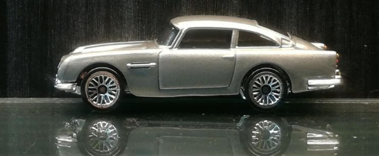 1/64 Hot Wheels James Bond Edition ’63 Aston Martin DB5 For Sale