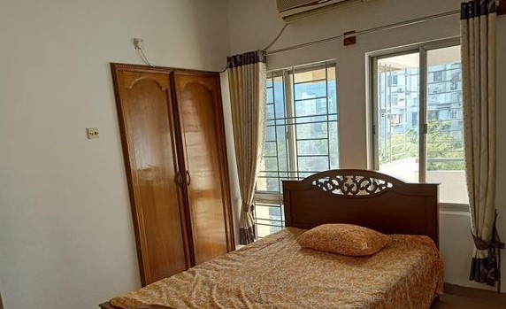 2500 Sqft Nice Fully Furnished apt rent In Banani